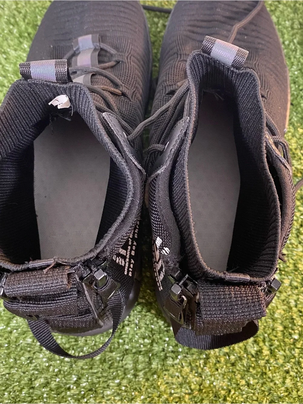 Runmaxx Casual Fashion Knit Mesh Shoes Men SZ 11 (44) Black Lace Up Hi Athletic